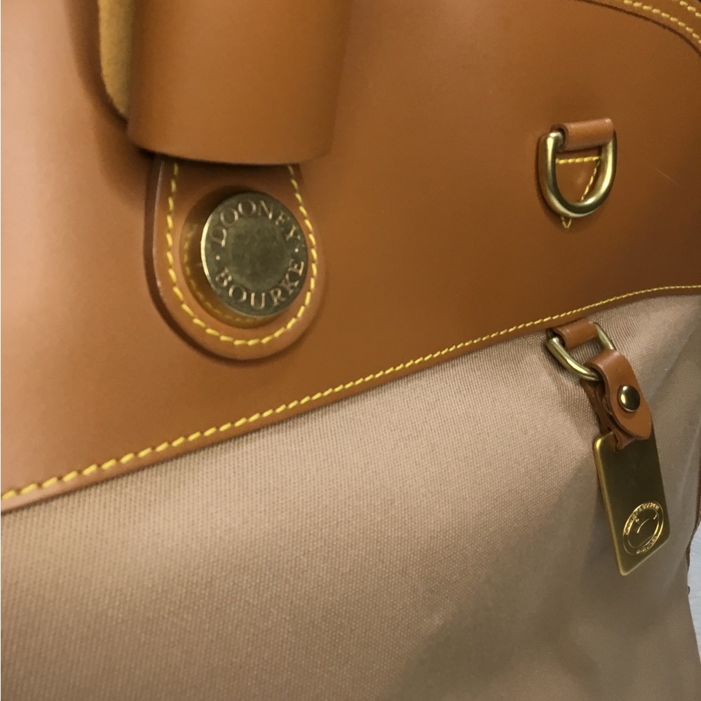 Dooney & Bourke oversized tote - Picture 3 of 14